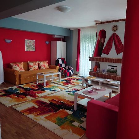 בוקרשט Andreea'S Apartments-Old Town מראה חיצוני תמונה