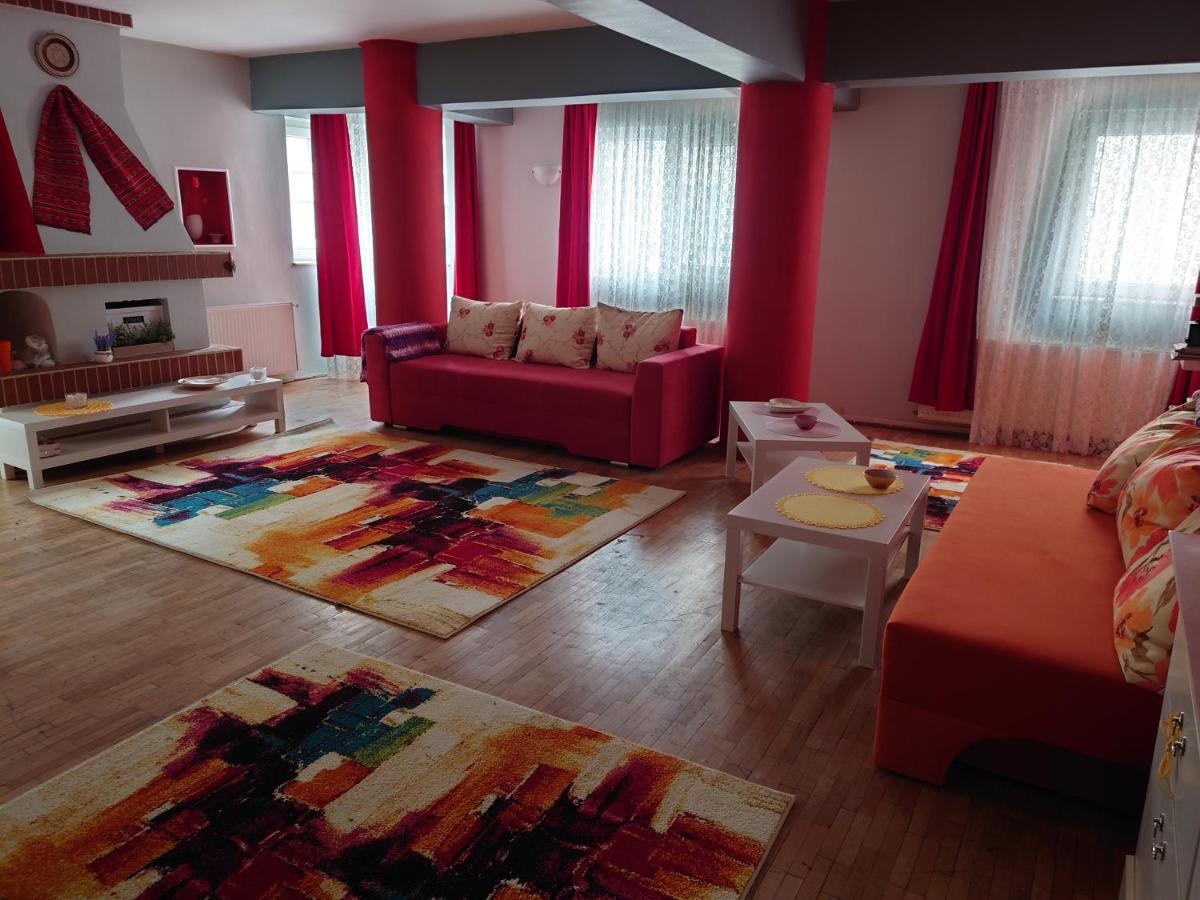 בוקרשט Andreea'S Apartments-Old Town מראה חיצוני תמונה